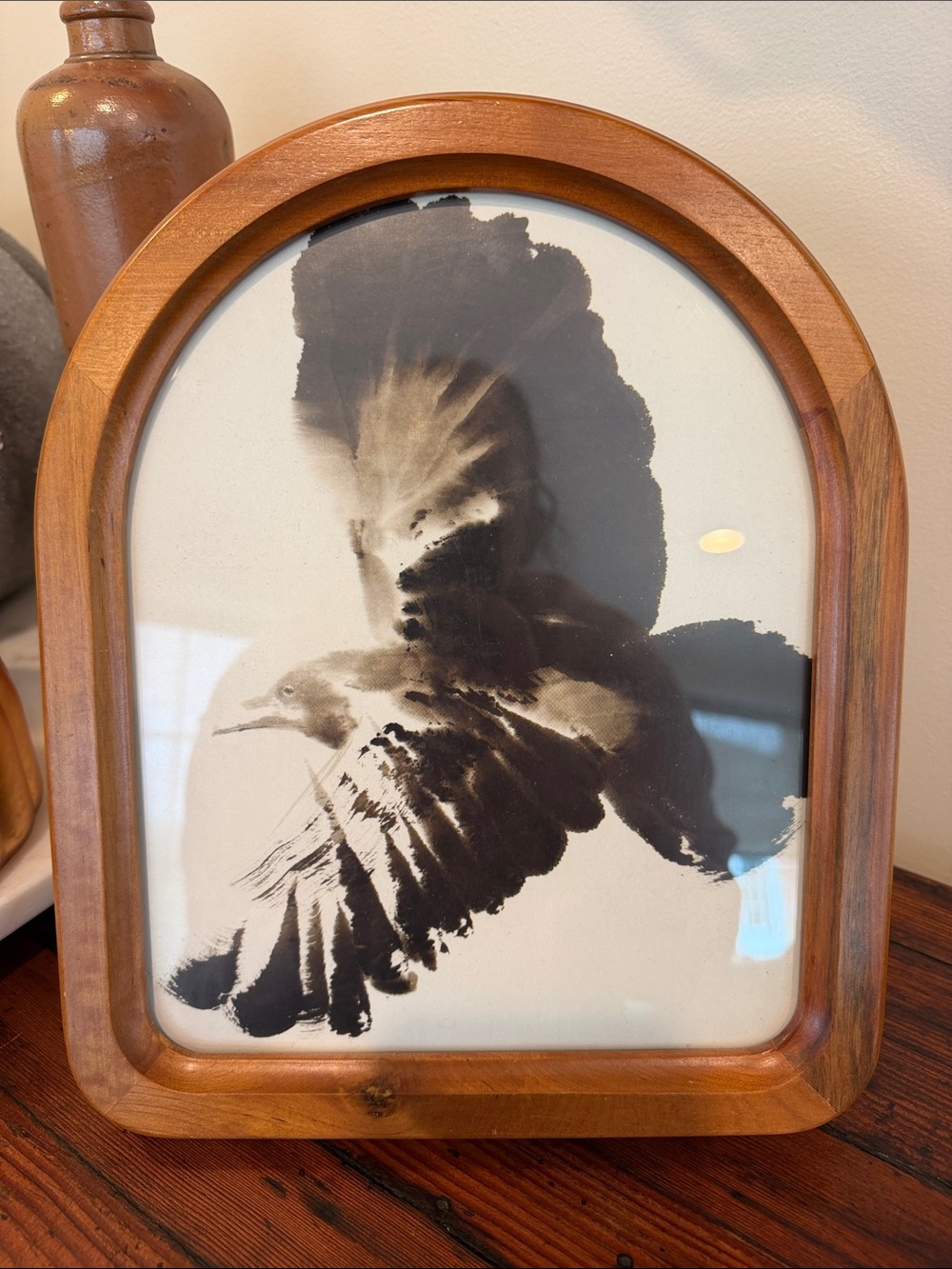 Curved Wood Picture Frame.
